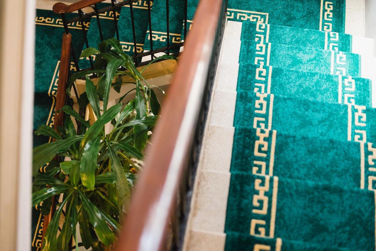Hotel Torre Barcelona サン・クガ・デル・バリェス エクステリア 写真