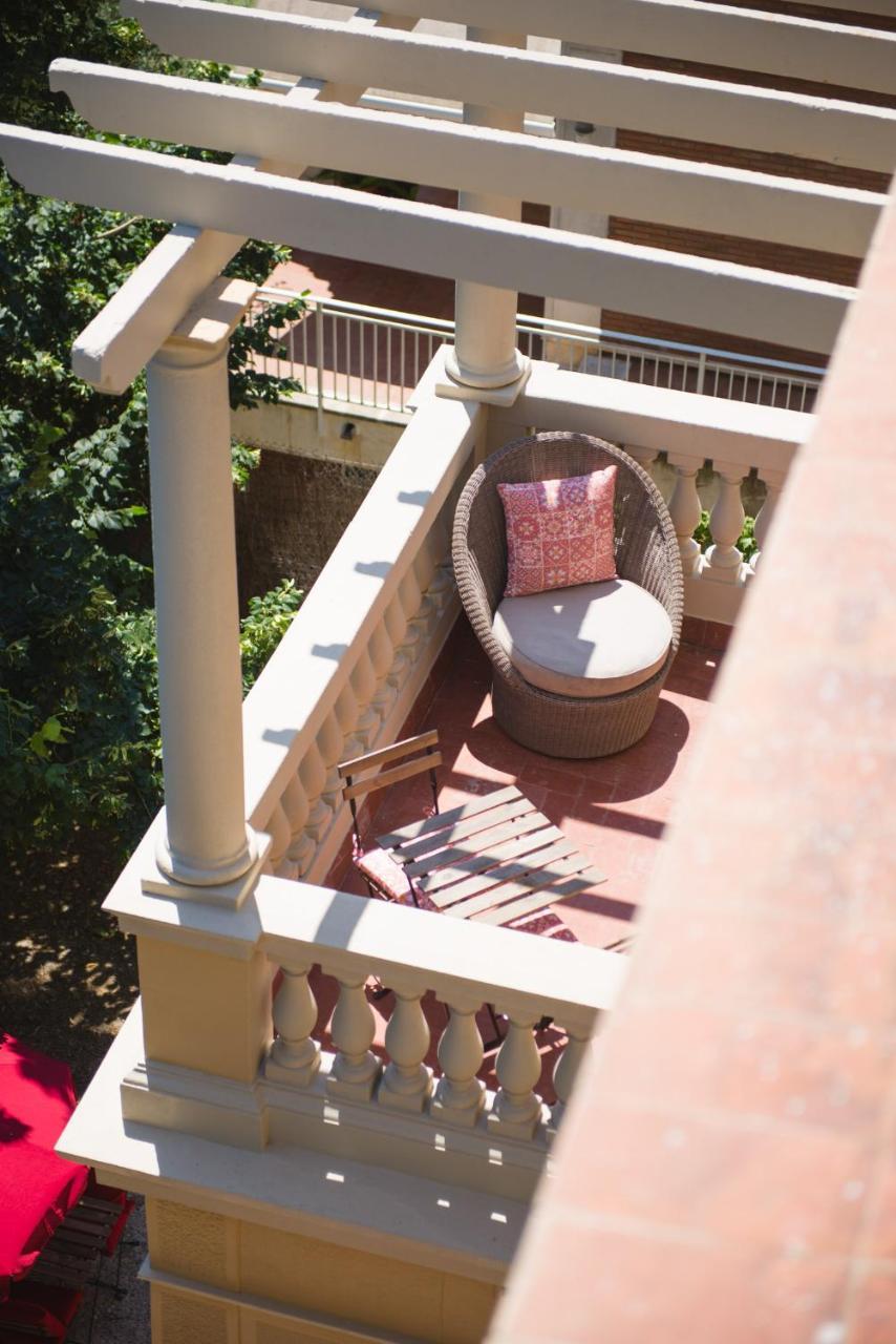 Hotel Torre Barcelona サン・クガ・デル・バリェス エクステリア 写真